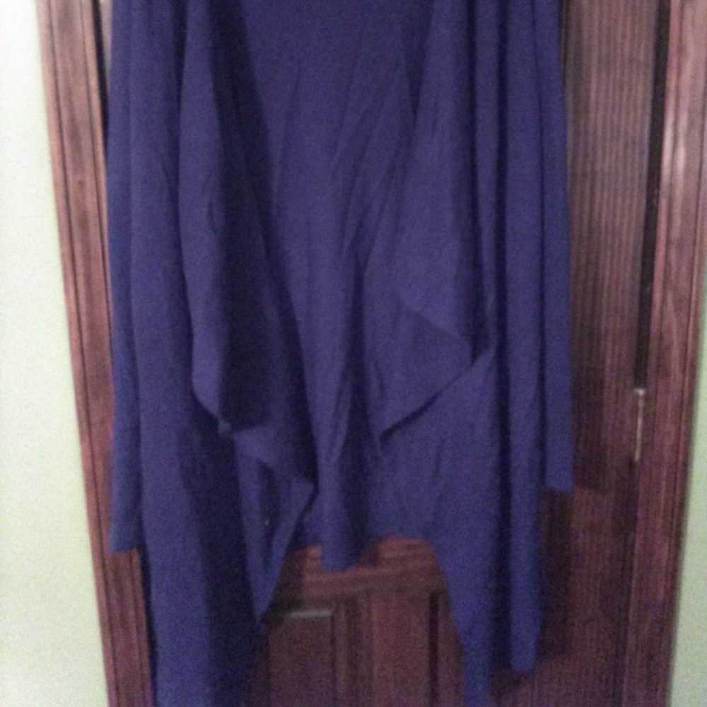 Long sleeve flow sweater